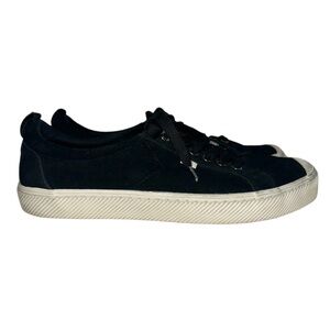 Cariuma Men’s Black OCA Suede Tennis Shoes w/White Rubber Soles- Size 11.5
